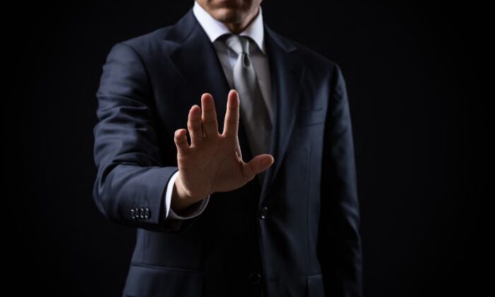 【経験者が語る】保険営業はやめとけと言われる理由5選！