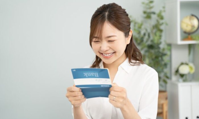 保険の営業の給料はどのくらいもらえる？雇用形態や会社による仕組みの違い