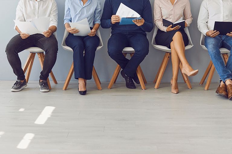 ファイナンシャルプランナー(FP)の資格を取得することで目指せる就職先とは?