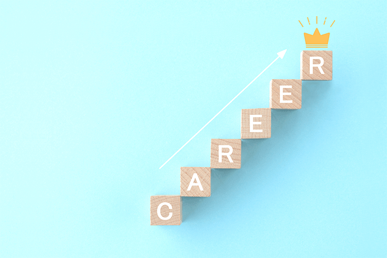 このまま飛び込み営業を続ける?効率よくキャリアアップを目指すなら