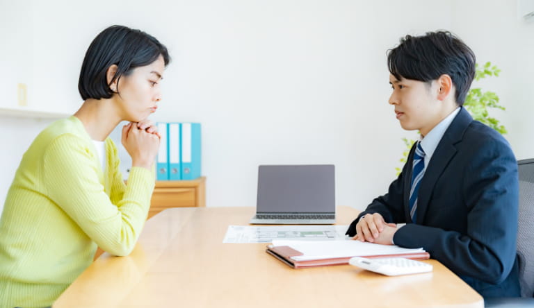 営業職のきつさは業界によって違う?