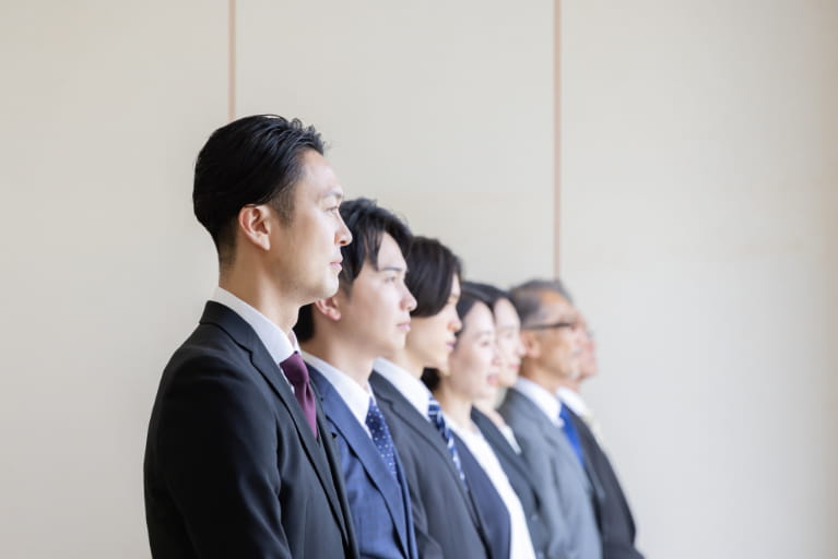 仕事がきつくて転職したい…後悔しないためのキャリアの選択肢