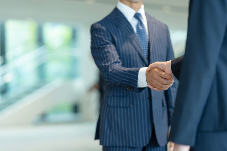 稼げる営業職になるには何をすればいい?