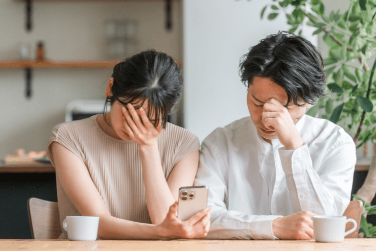 レイクの本審査はなぜ落ちる？原因や結果の確認方法などを解説