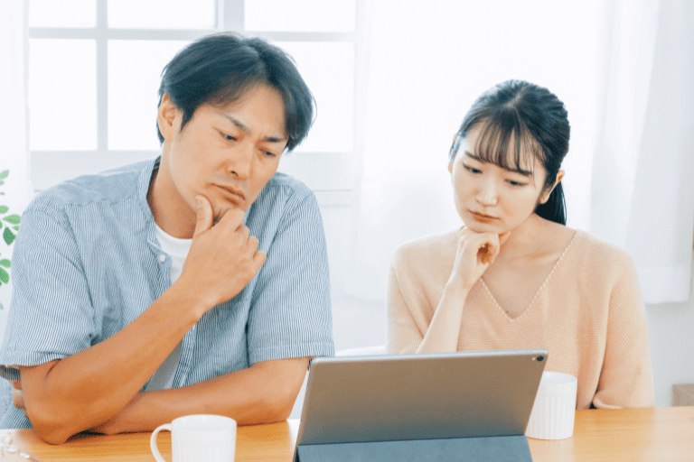 レイクは何歳から利用できる？年齢制限やよくある質問を解説