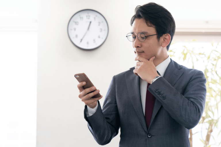 レイクの本審査にかかる時間は?最短で借入するためにできることを紹介