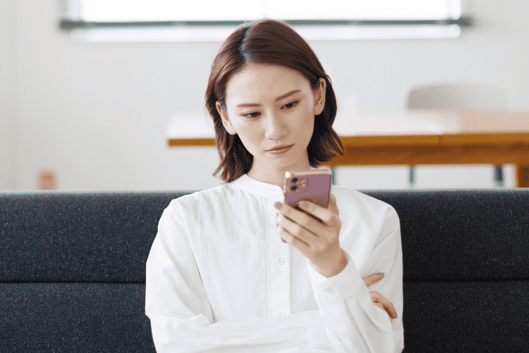 レイクの営業時間は何時まで?提携ATMと自動契約機など利用窓口ごとに紹介