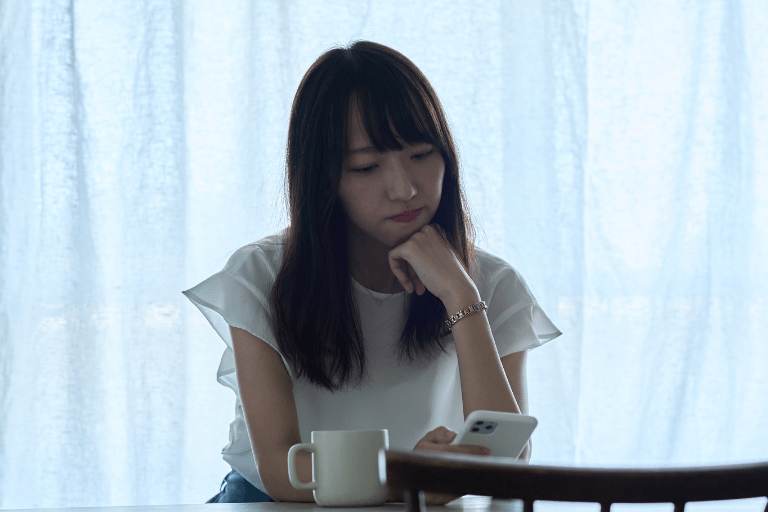 レイクは闇金？ヤバい口コミは本当？消費者金融との違いについても解説