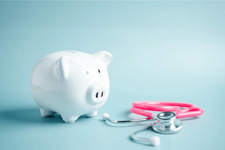 医療保険で受け取る給付金に税金はかかる？